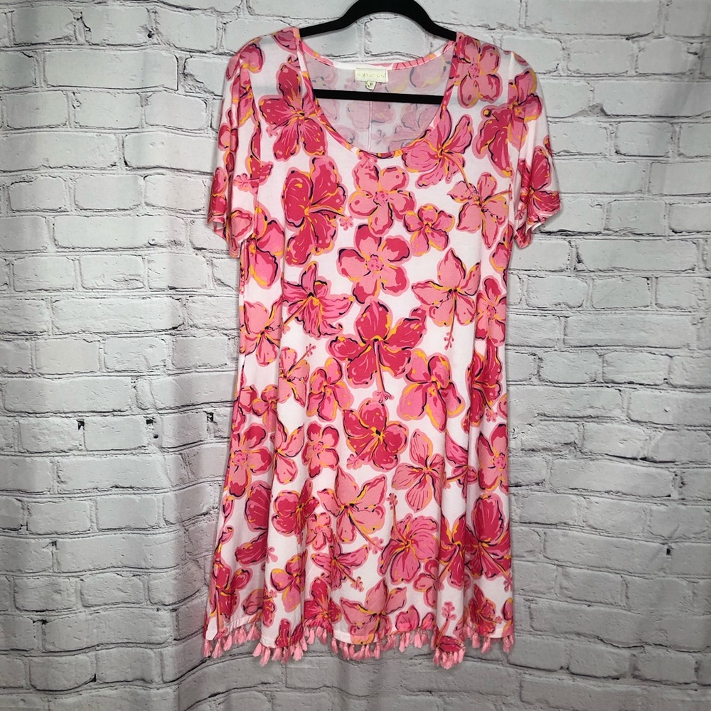 Simply southern Sarasota pink floral dress with pockets & tassels size medium